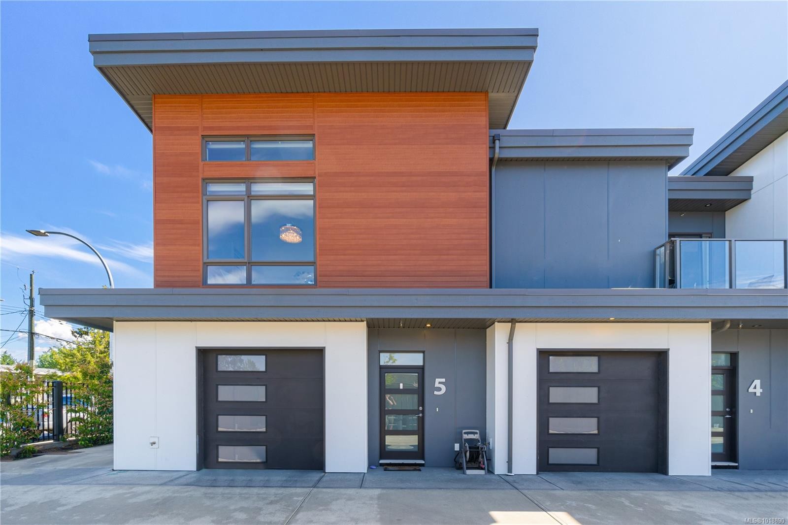 5-243 Corfield St South, Parksville, BC