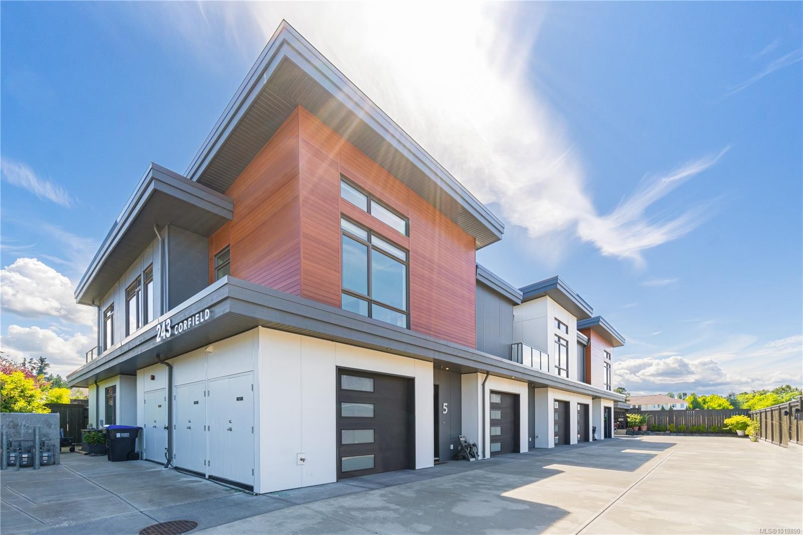 5-243 Corfield St South, Parksville, BC