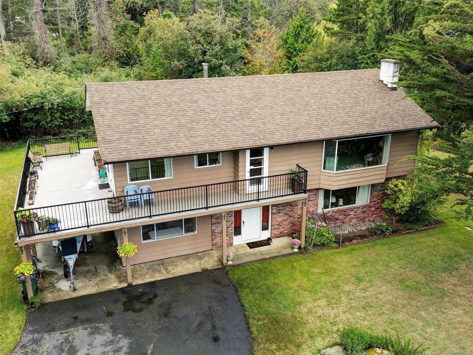 1575 Mileva Lane, Saanich, BC