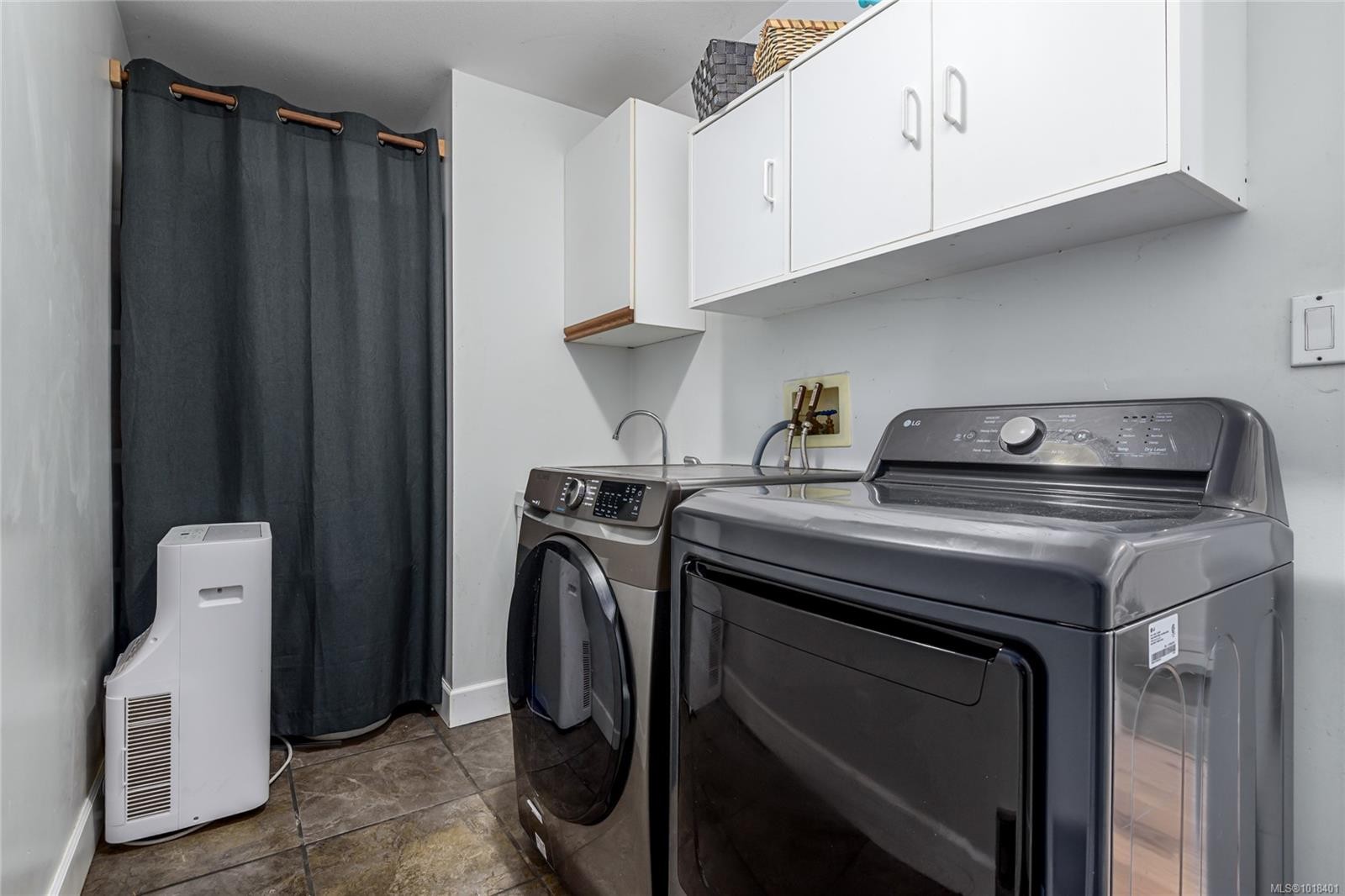 1230 Glen Urquhart Dr, Courtenay, BC