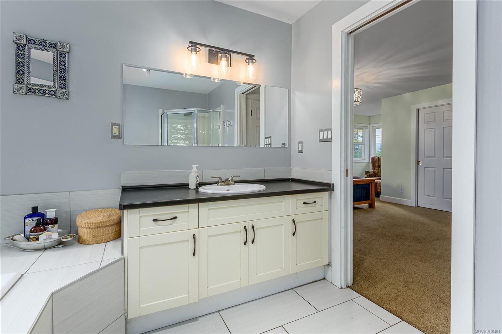 1230 Glen Urquhart Dr, Courtenay, BC