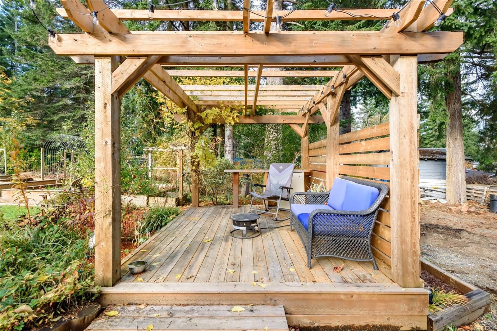 1230 Glen Urquhart Dr, Courtenay, BC