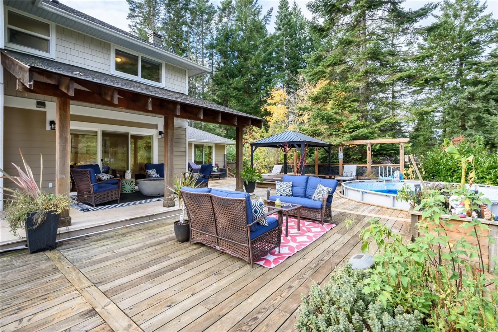 1230 Glen Urquhart Dr, Courtenay, BC