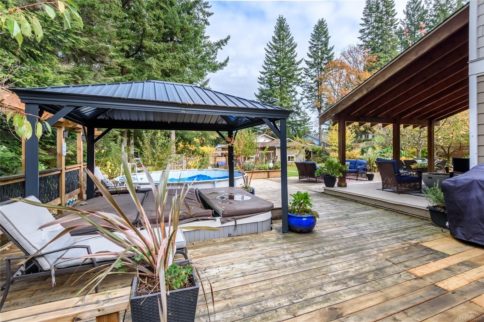 1230 Glen Urquhart Dr, Courtenay, BC