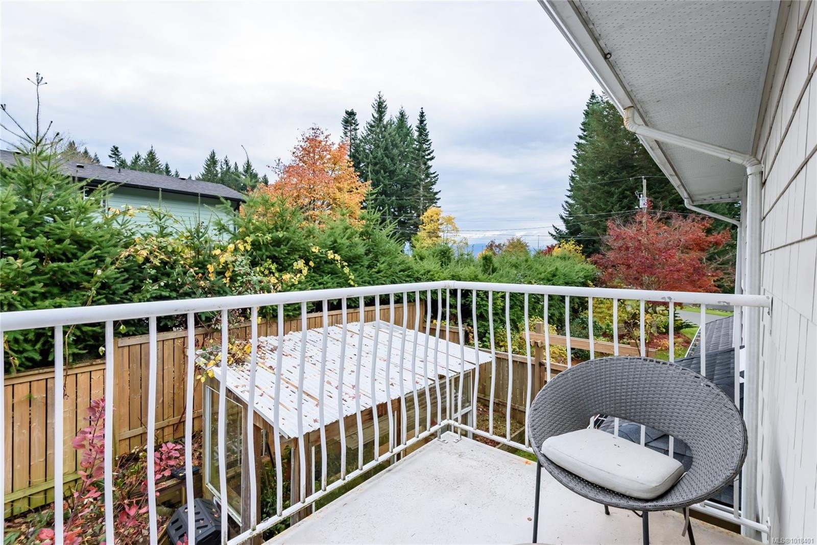 1230 Glen Urquhart Dr, Courtenay, BC