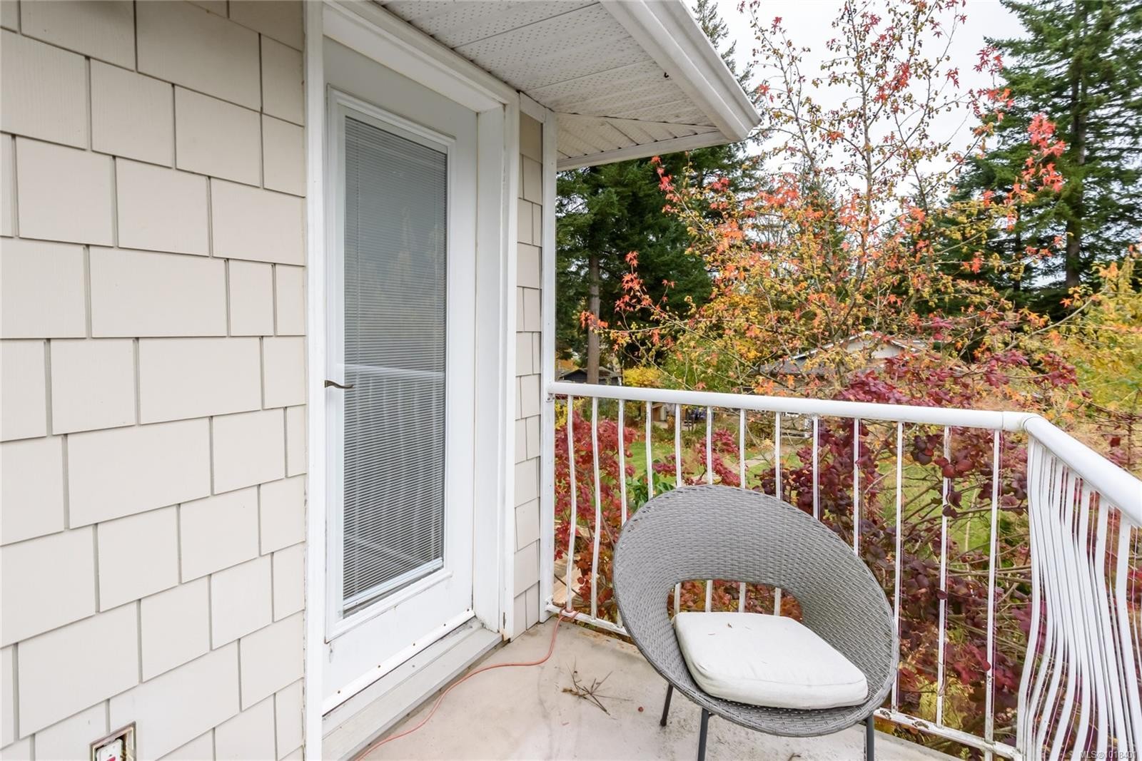 1230 Glen Urquhart Dr, Courtenay, BC