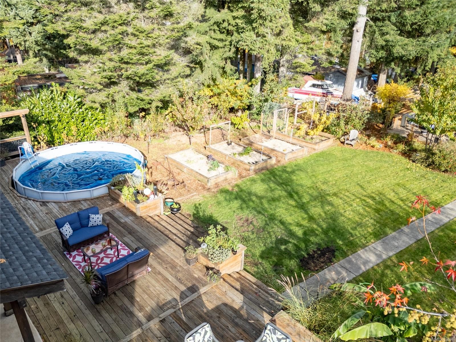 1230 Glen Urquhart Dr, Courtenay, BC