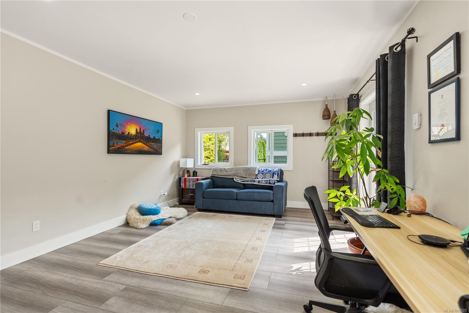 1468 Stroud Rd, Victoria, BC