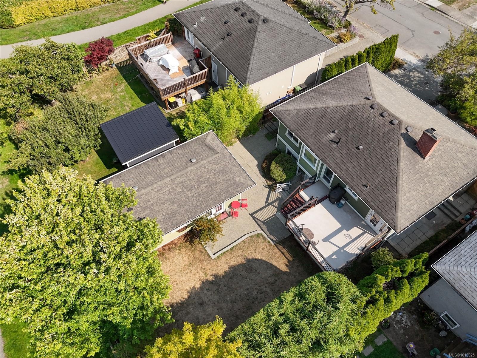 1468 Stroud Rd, Victoria, BC