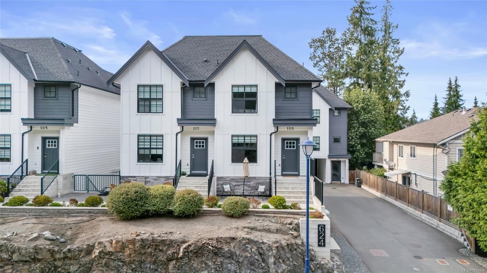 103-624 Strandlund Ave, Langford, BC