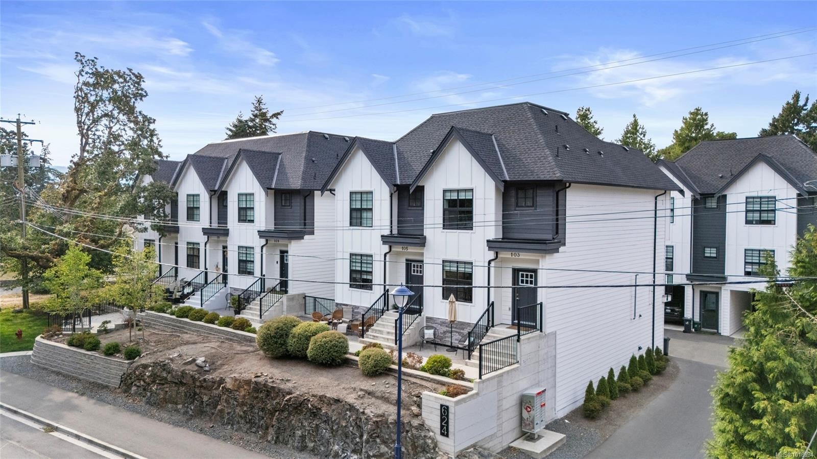 103-624 Strandlund Ave, Langford, BC