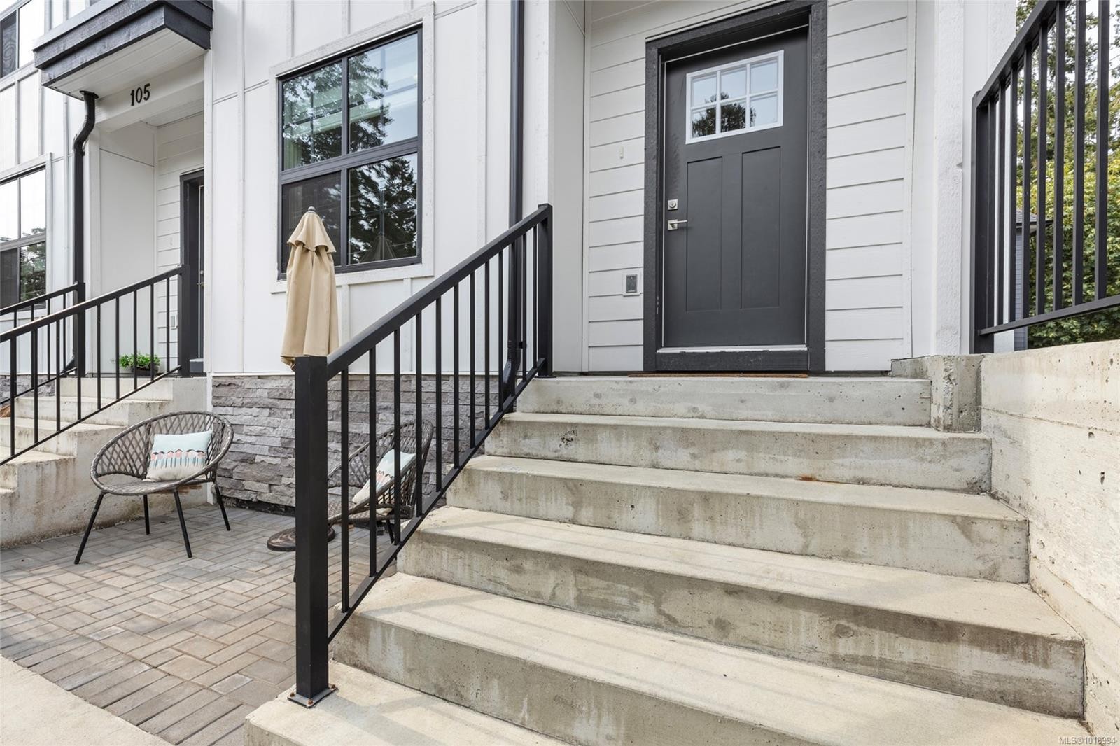 103-624 Strandlund Ave, Langford, BC