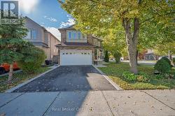 2054 BLOOMFIELD DRIVE Oakville (Wt West Oak Trails), ON L6M 3W3