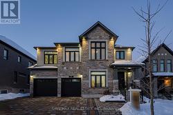 26 FALCONRIDGE DRIVE Kitchener, ON N2K 0G1