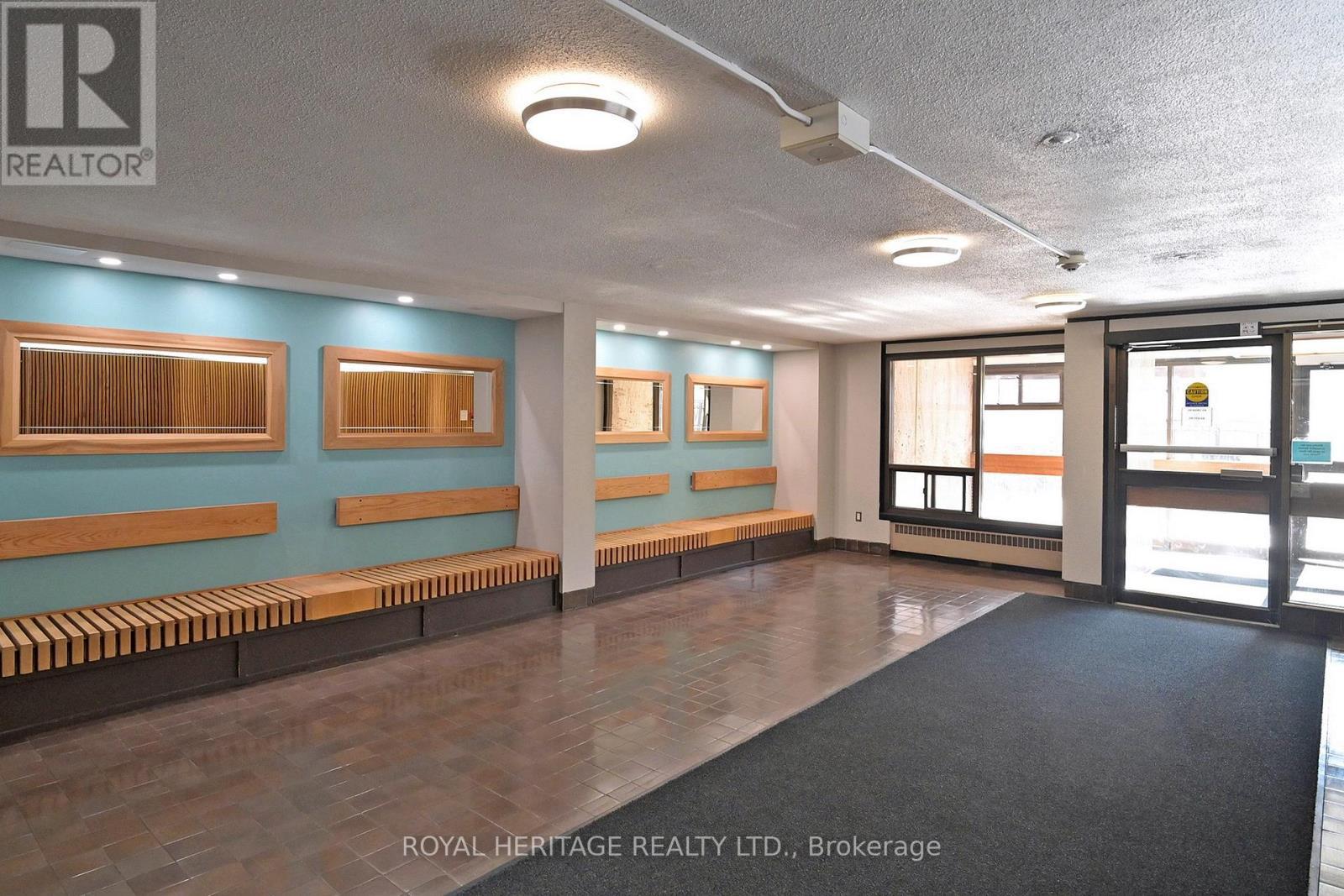 301 - 3 Massey Square, Toronto, ON - Indoor Photo Showing Other Room