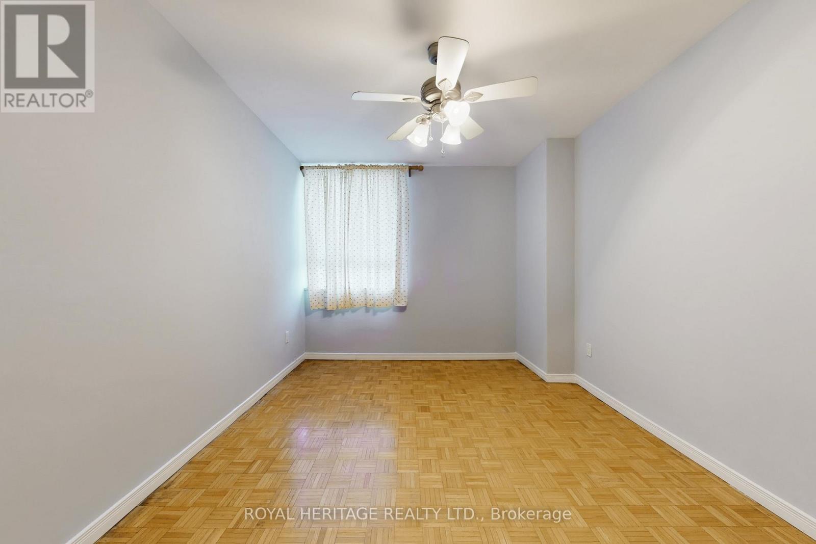 301 - 3 Massey Square, Toronto, ON - Indoor Photo Showing Other Room