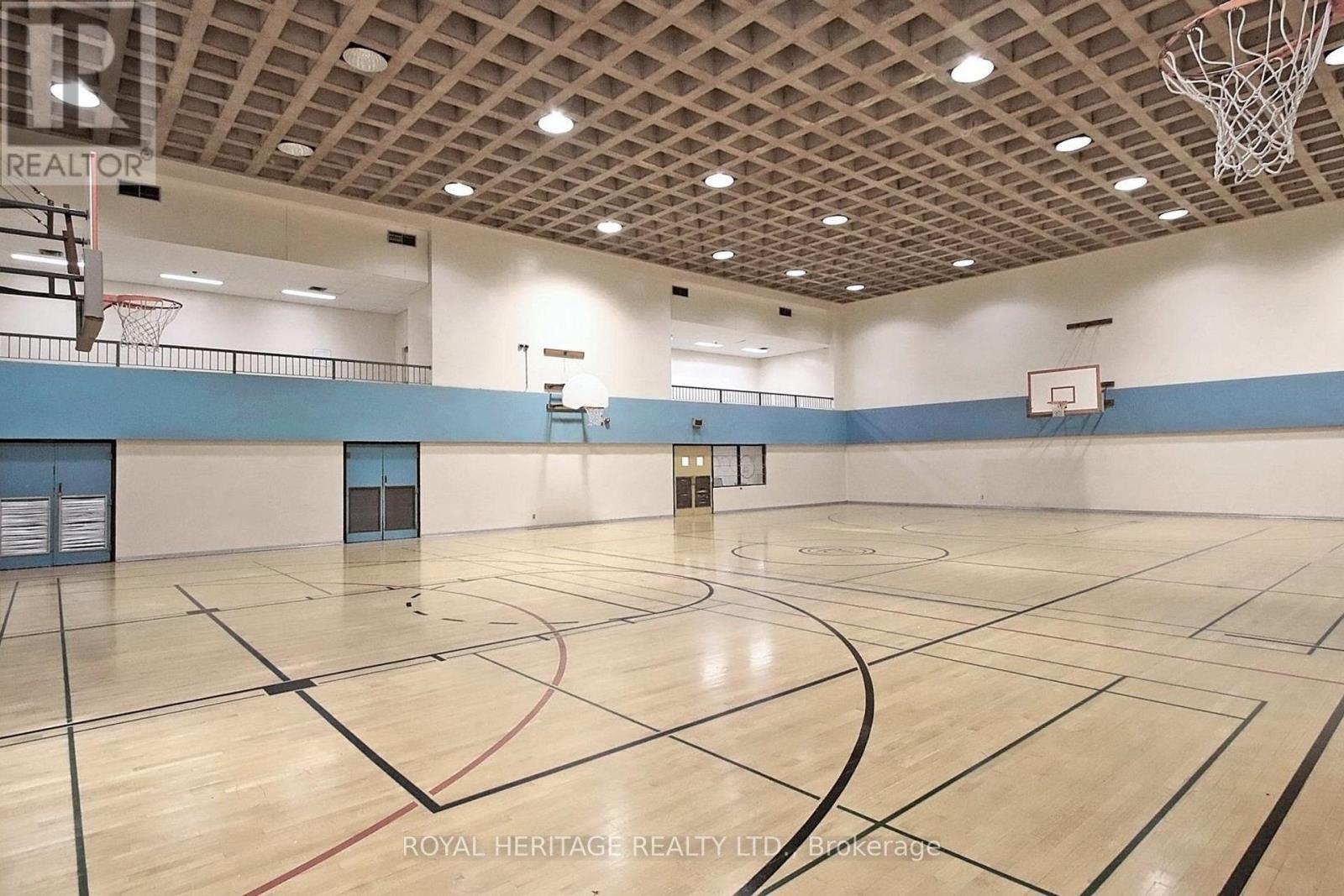 301 - 3 Massey Square, Toronto, ON - Indoor