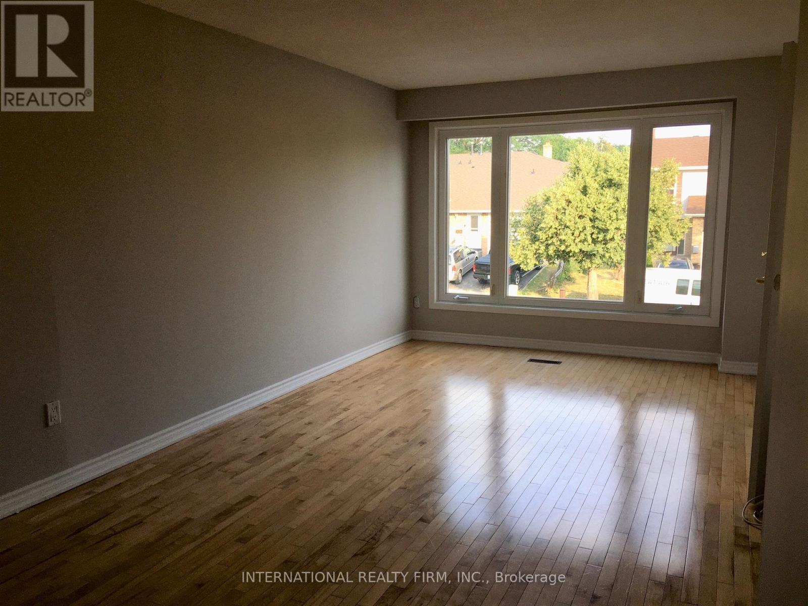 Living/Dining - 174 Beech Street, Brampton, ON - Indoor Photo Showing Other Room