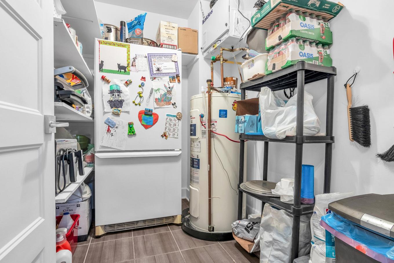 Storage - 204-4137 Rue Ouellette, Longueuil (Saint-Hubert), QC - Indoor