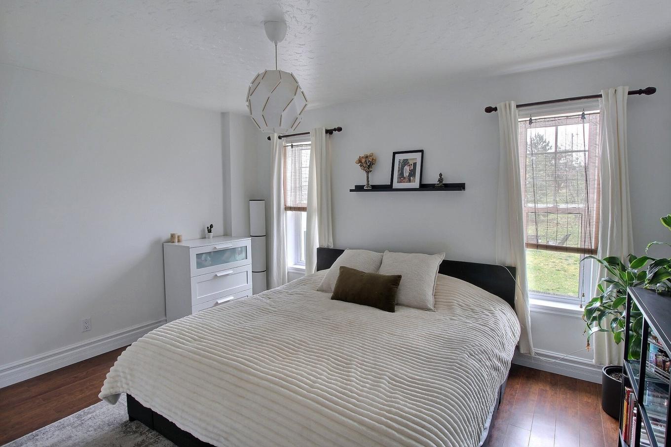 Primary bedroom - 13 Rue Desjardins, Rouyn-Noranda, QC - Indoor Photo Showing Bedroom