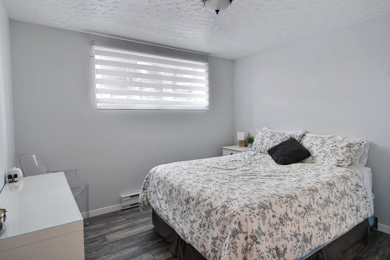 Bedroom - 13 Rue Desjardins, Rouyn-Noranda, QC - Indoor Photo Showing Bedroom