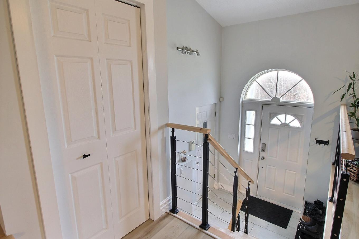 Hall - 13 Rue Desjardins, Rouyn-Noranda, QC - Indoor Photo Showing Other Room