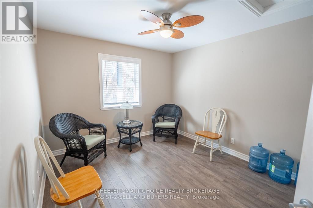 225 - 218 First Street E, Cornwall, ON - Indoor