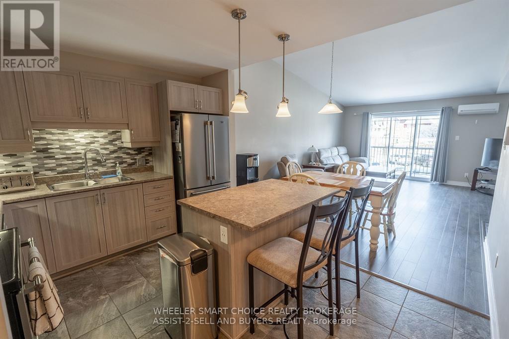 225 - 218 First Street E, Cornwall, ON - Indoor