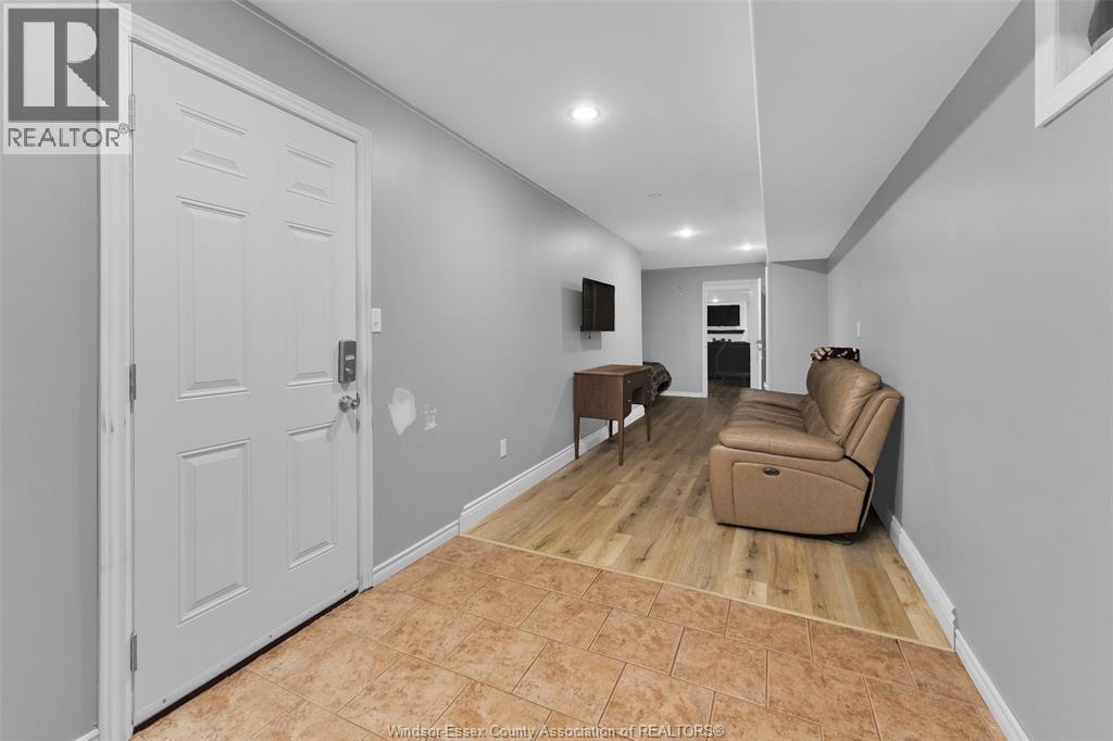 442 Baldoon Road, Chatham, ON - Indoor Photo Showing Other Room