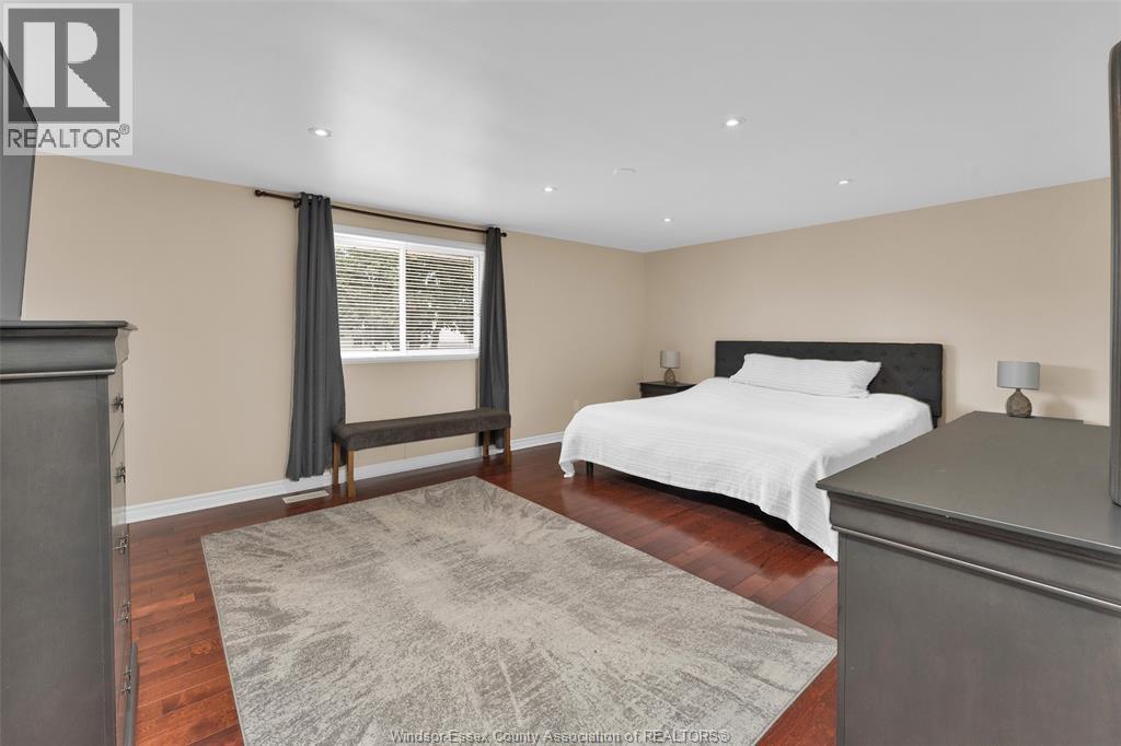 442 Baldoon Road, Chatham, ON - Indoor Photo Showing Bedroom