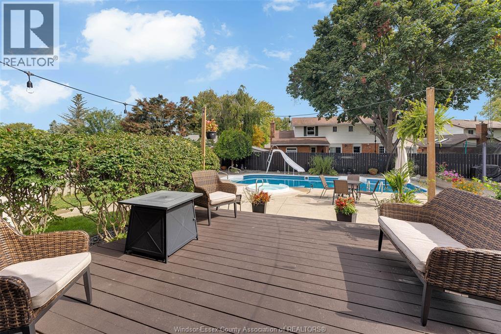 442 Baldoon Road, Chatham, ON - Outdoor With In Ground Pool With Deck Patio Veranda