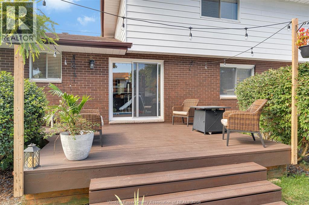 442 Baldoon Road, Chatham, ON - Outdoor With Deck Patio Veranda With Exterior