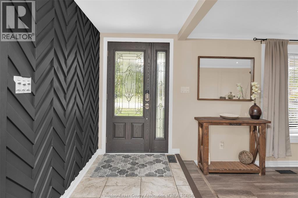 442 Baldoon Road, Chatham, ON - Indoor Photo Showing Other Room