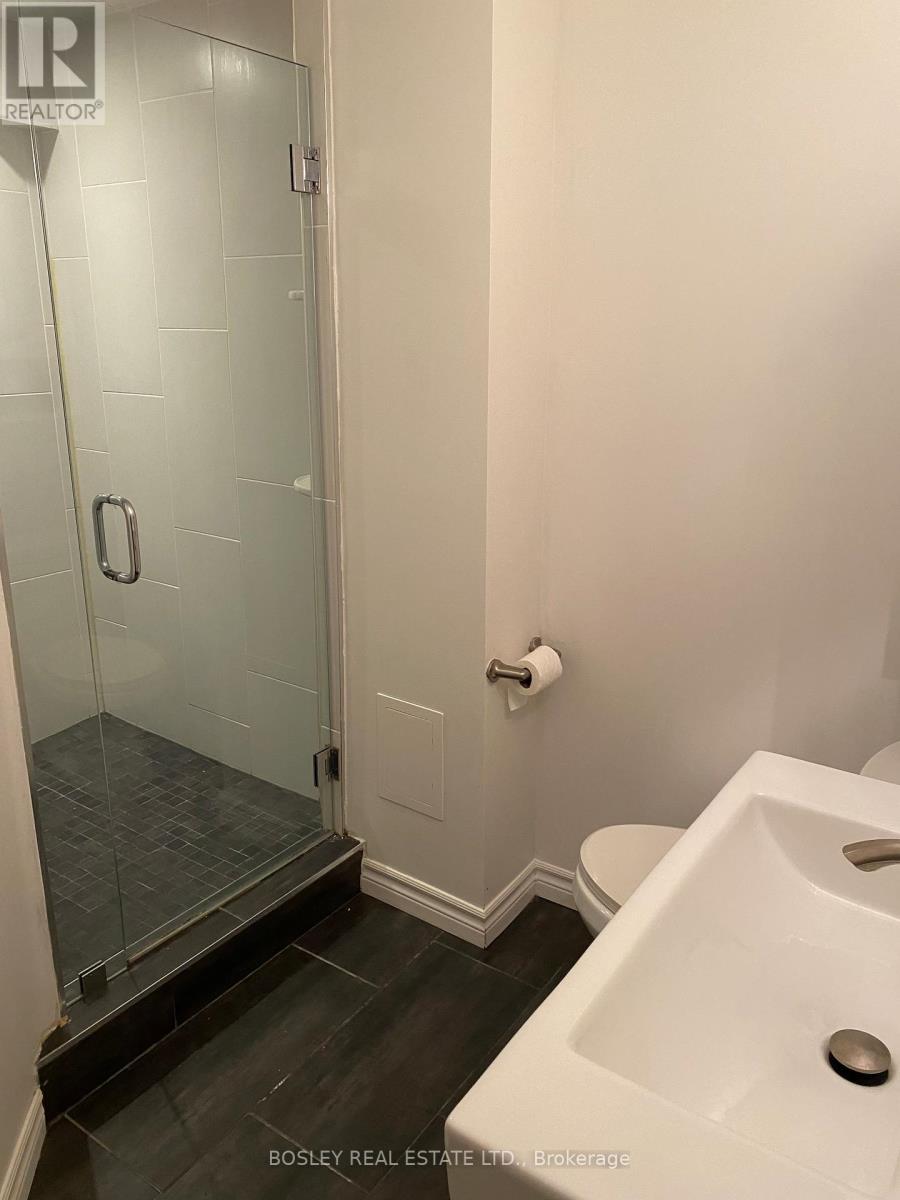 2972 Oslo Crescent, Mississauga, ON - Indoor Photo Showing Bathroom