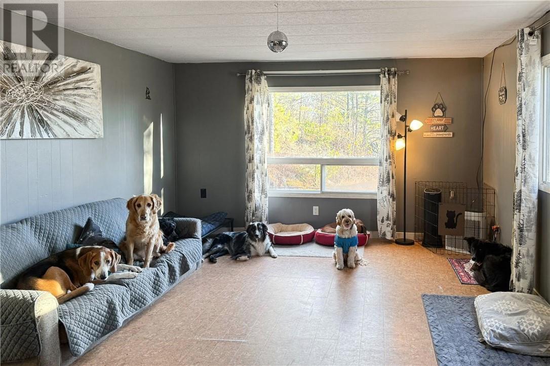 3710 Dill Lake Road Unit# 17, Greater Sudbury, ON