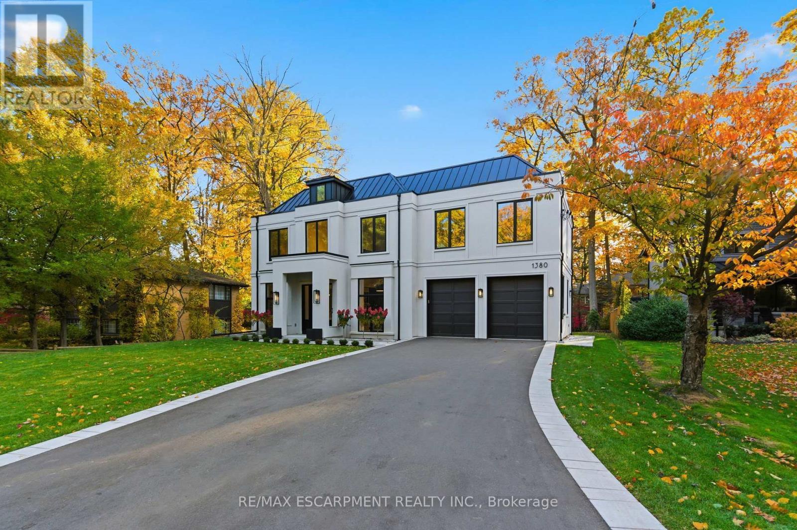 1380 Birchwood Heights Drive, Mississauga, ON - Outdoor With Facade