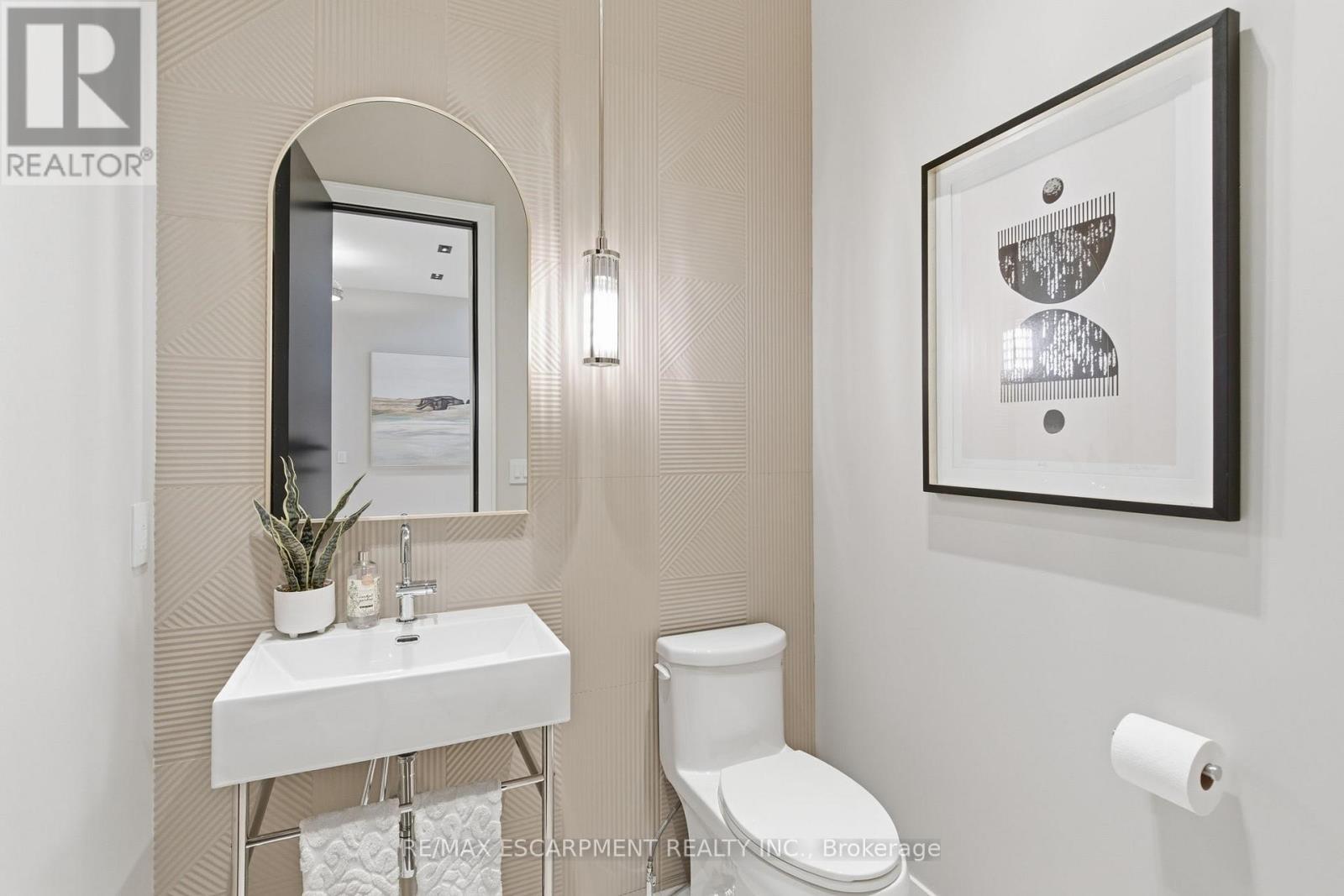 1380 Birchwood Heights Drive, Mississauga, ON - Indoor Photo Showing Bathroom