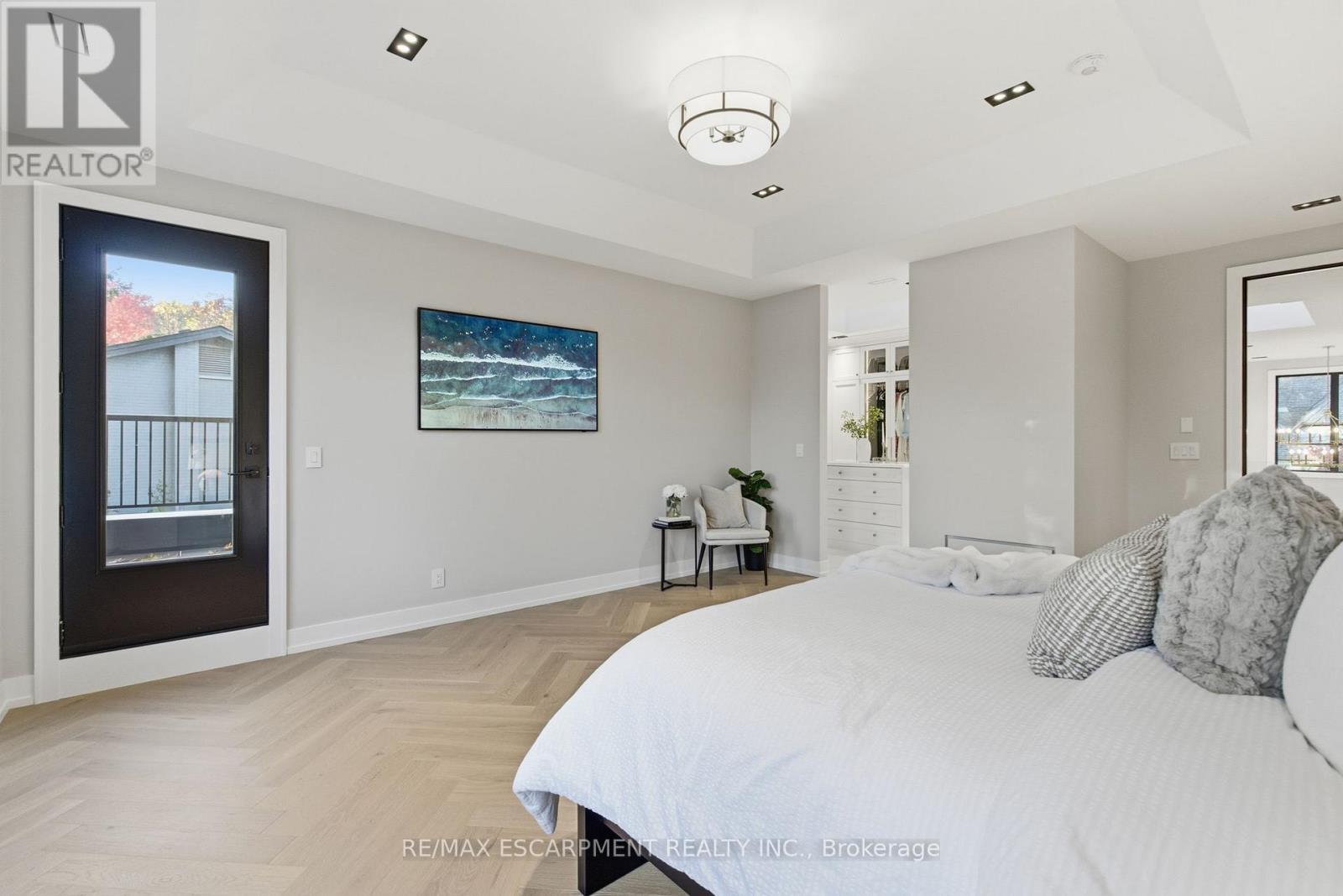 1380 Birchwood Heights Drive, Mississauga, ON - Indoor Photo Showing Bedroom