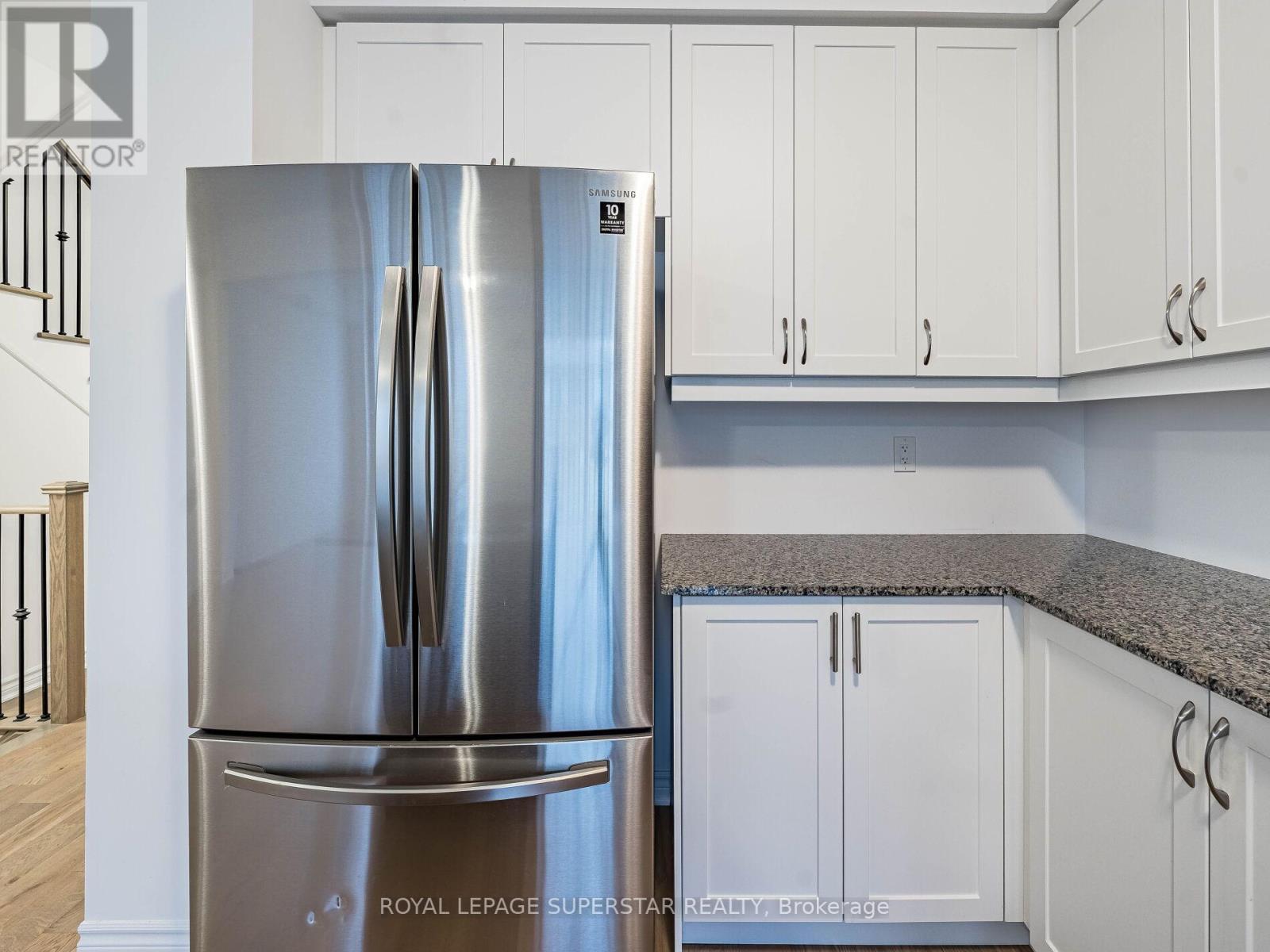 42 Eberhardt Drive, Wasaga Beach, ON - Indoor Photo Showing Kitchen