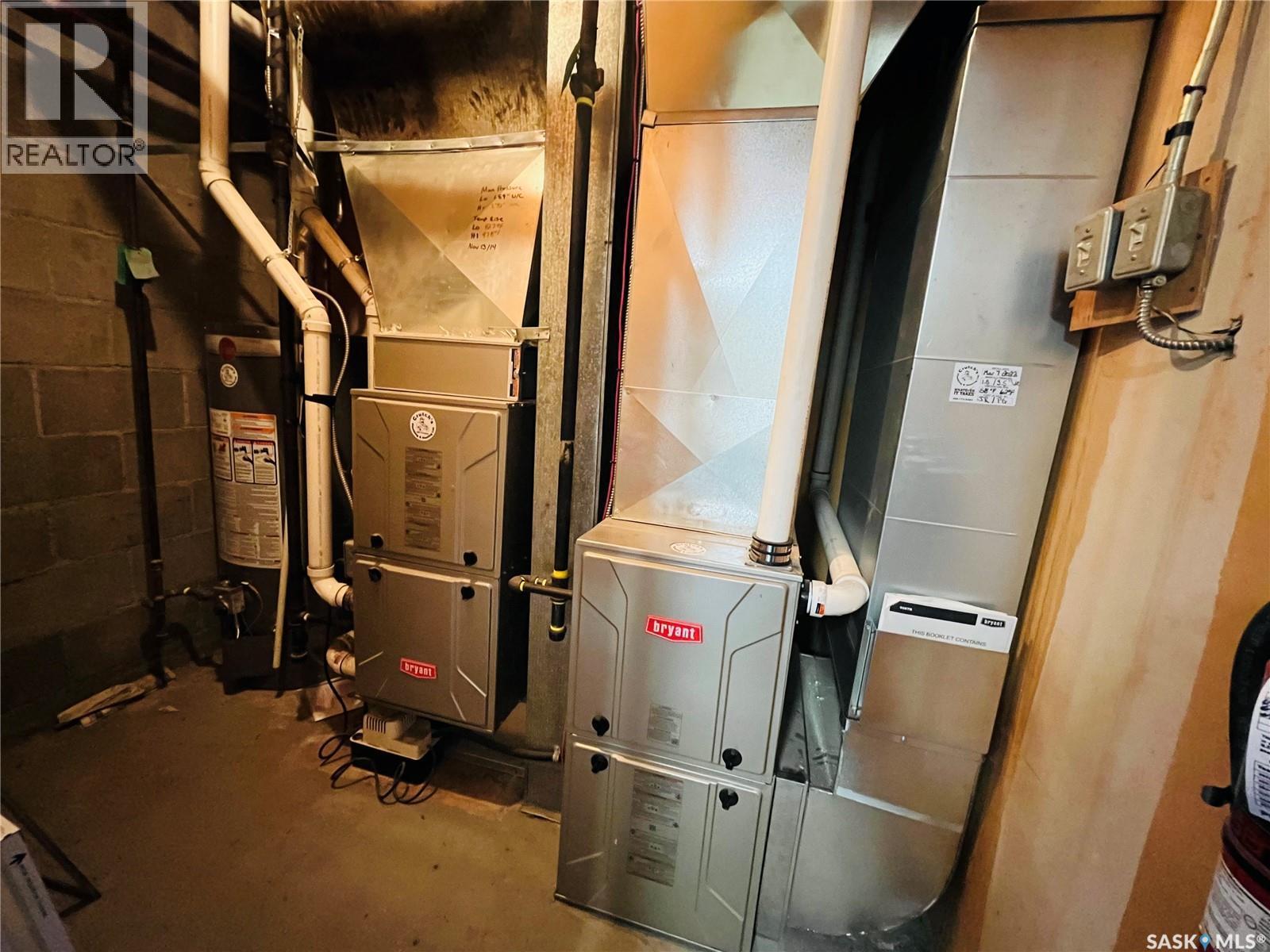 335 Chaplin Street W, Swift Current, SK - Indoor Photo Showing Basement