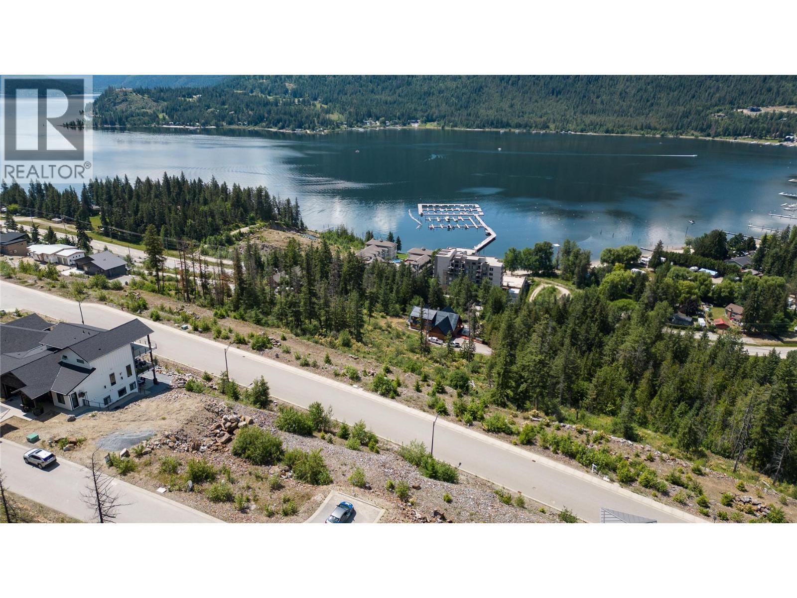 262 Bayview Drive, Sicamous, BC