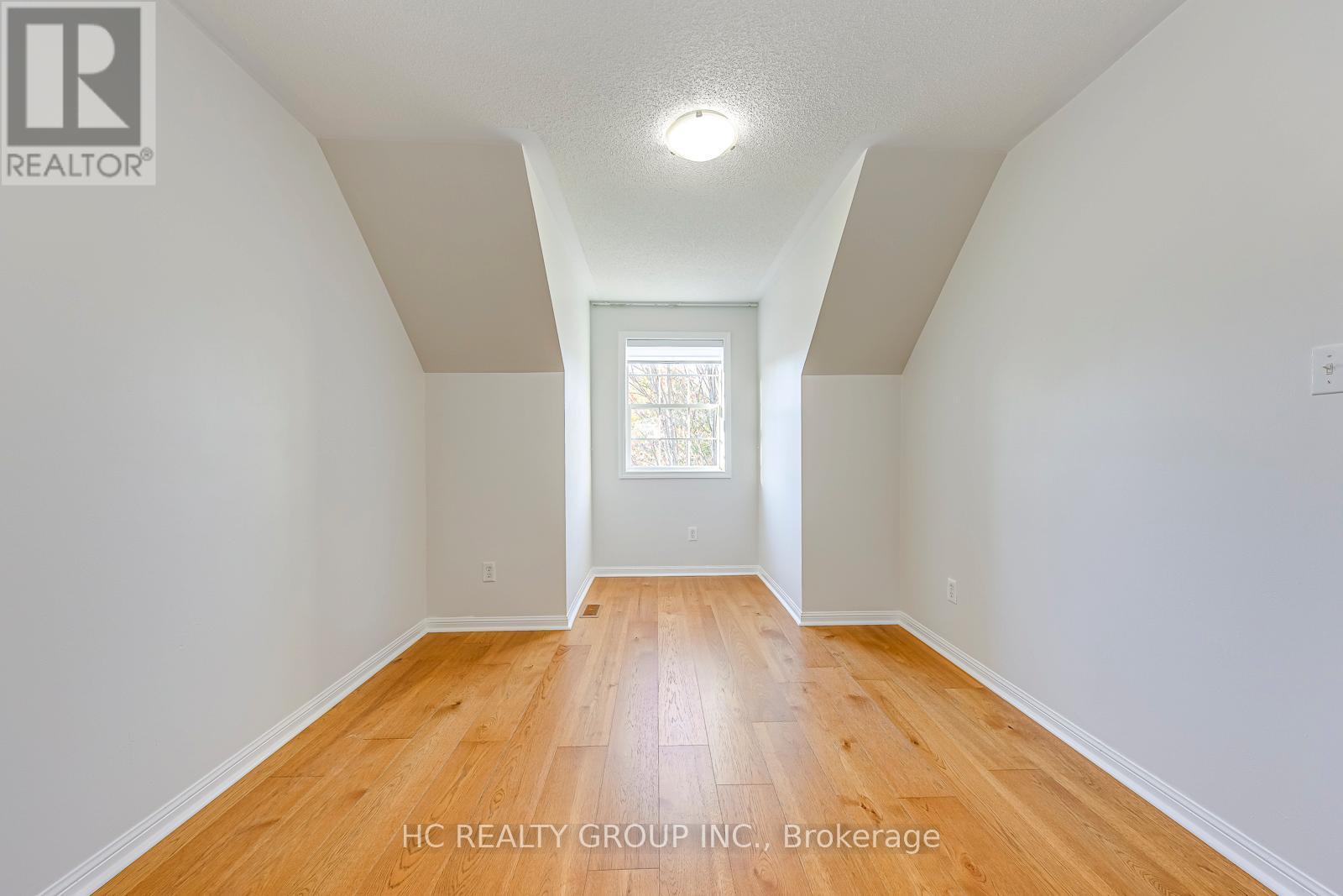 3045 Abernathy Way, Oakville, ON - Indoor Photo Showing Other Room