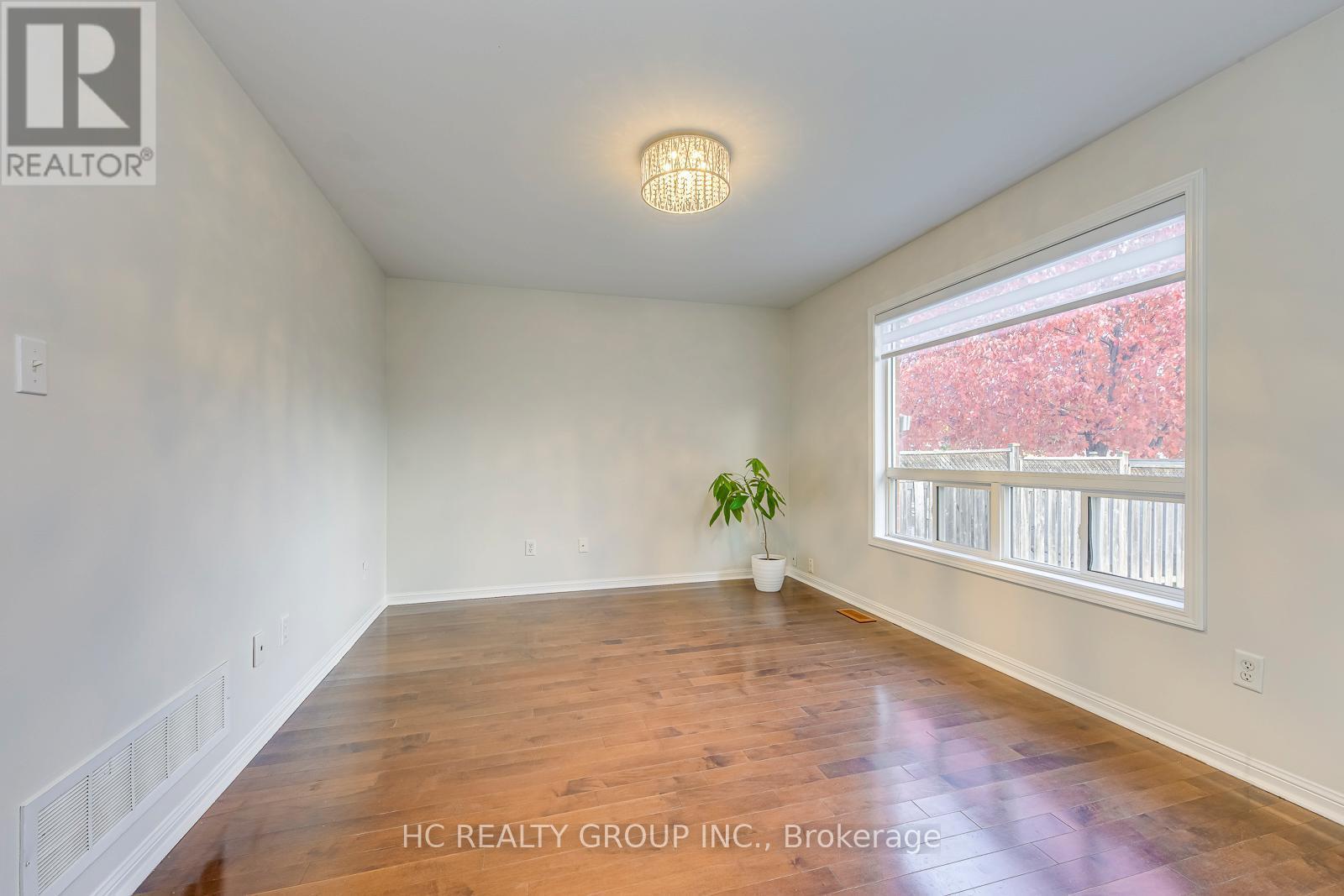 3045 Abernathy Way, Oakville, ON - Indoor Photo Showing Other Room