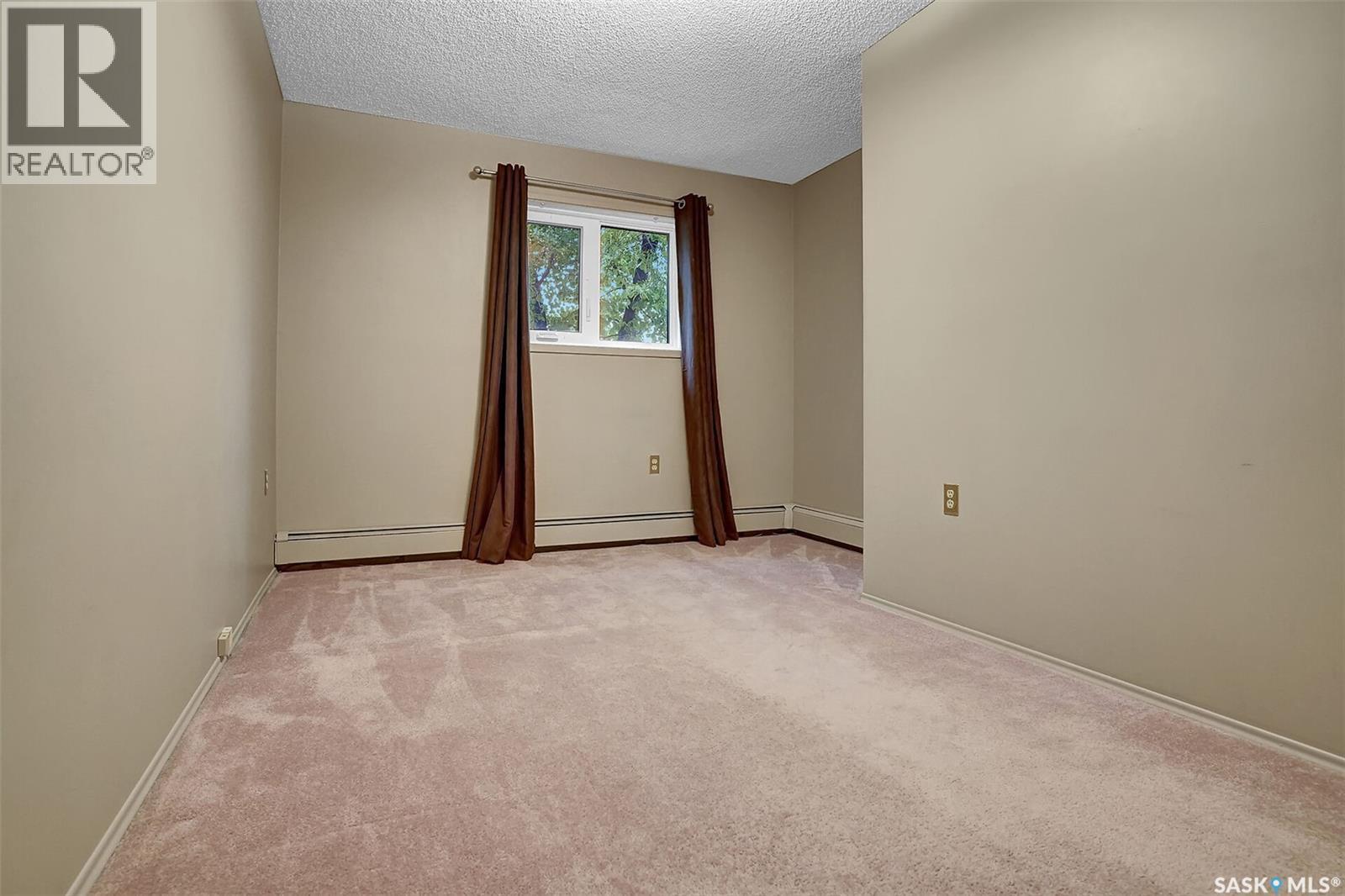 108 3420 Park Street, Regina, SK - Indoor Photo Showing Other Room