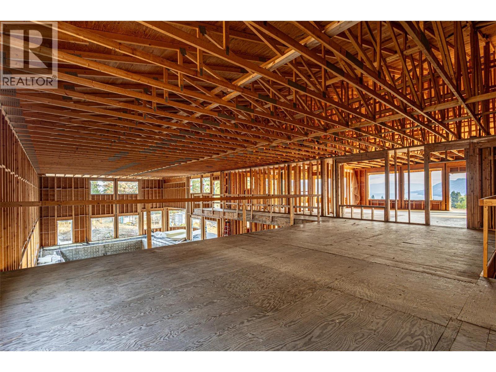 4976 Princeton Avenue, Peachland, BC - Indoor Photo Showing Other Room