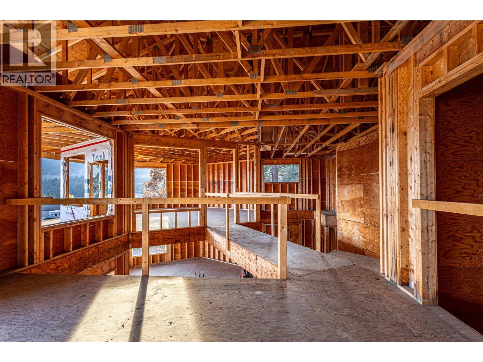 4976 Princeton Avenue, Peachland, BC - Indoor Photo Showing Other Room
