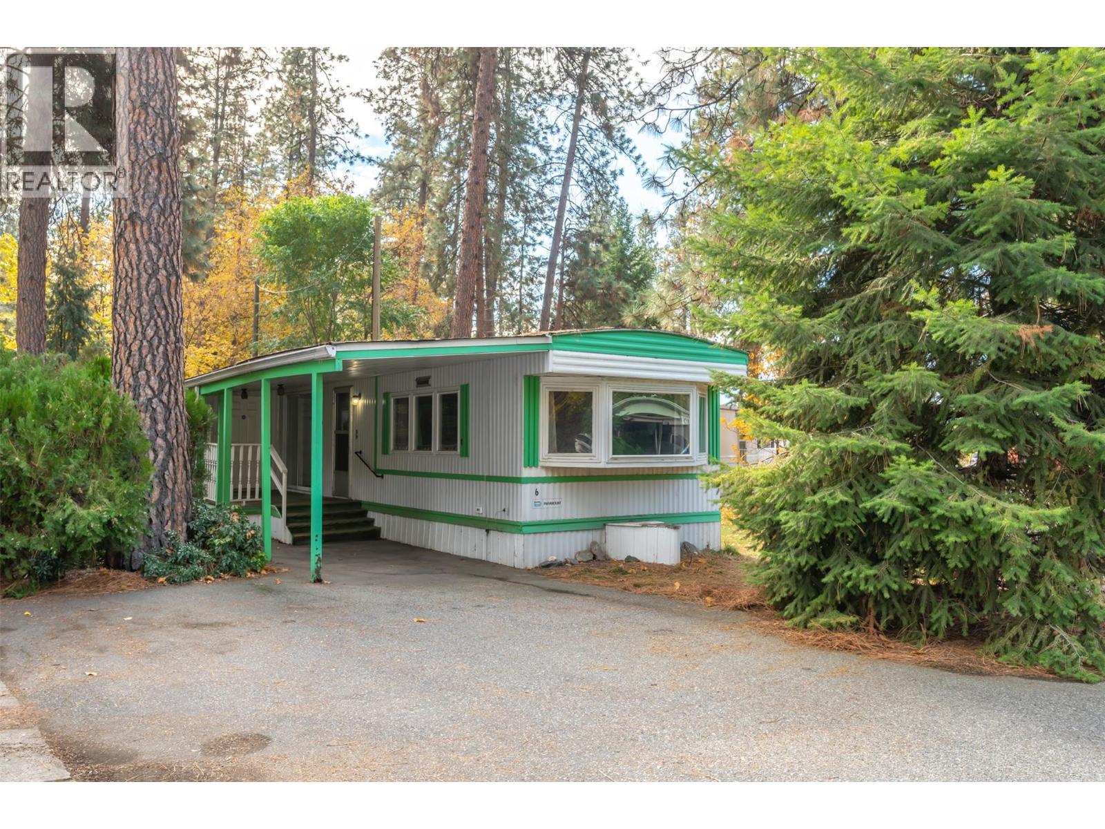 Single wide mobile at Country Pines - 8487 Highway 97 Highway Unit# 6, Oliver, BC