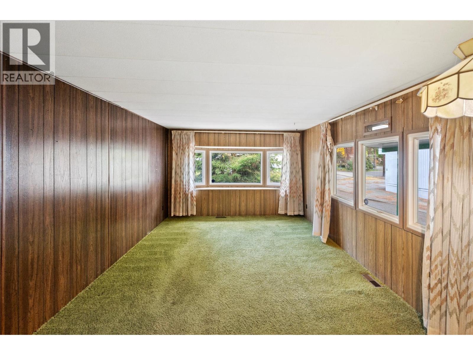 Living Room - 8487 Highway 97 Highway Unit# 6, Oliver, BC