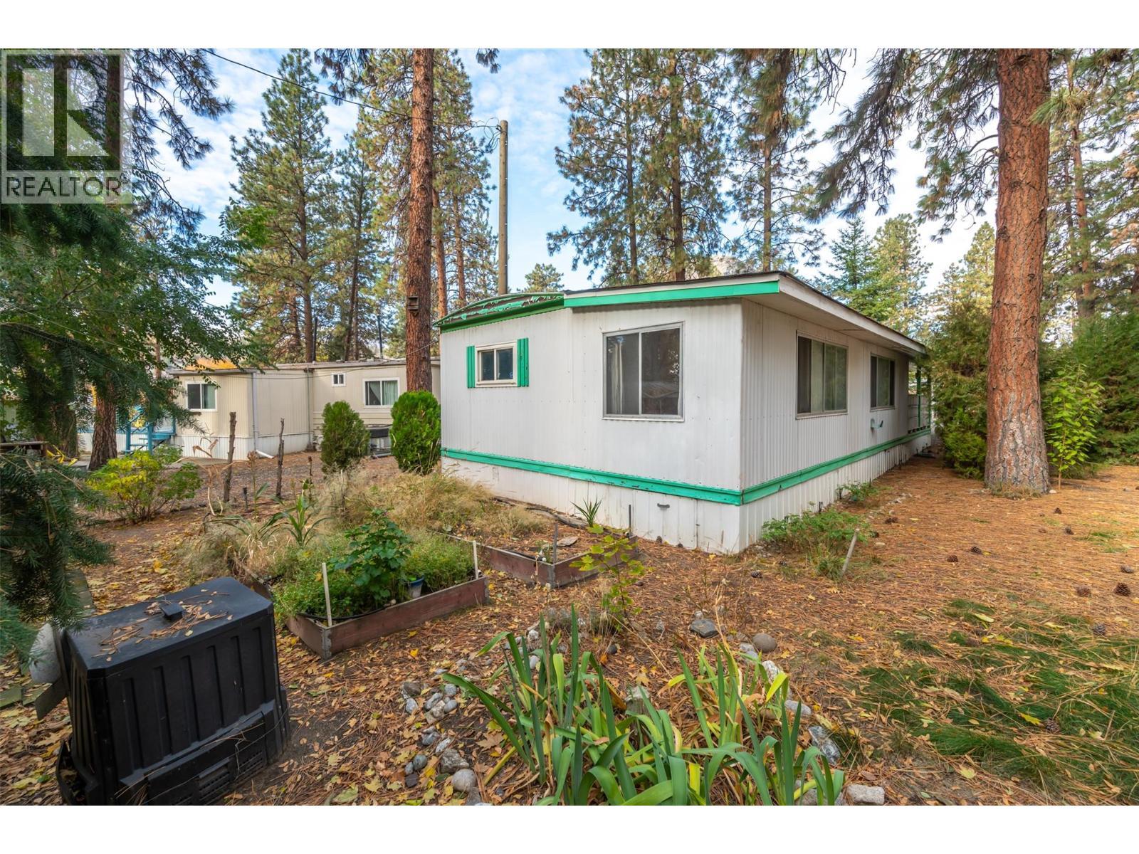 Yard - 8487 Highway 97 Highway Unit# 6, Oliver, BC