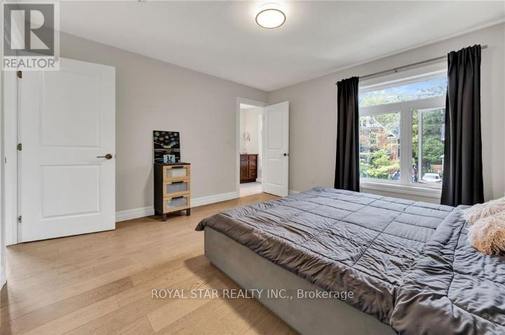 119 Waterloo Street, Kitchener, ON - Indoor Photo Showing Bedroom